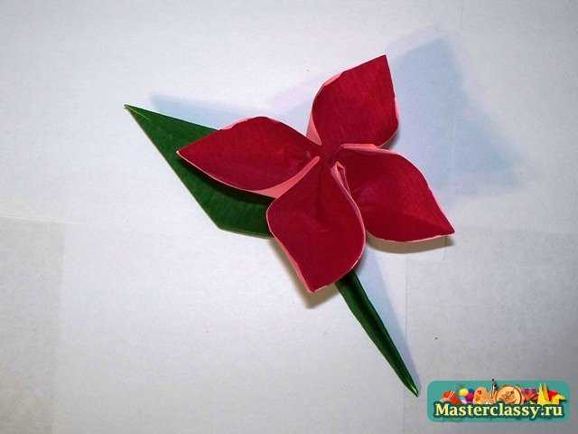 Простой цветок оригами