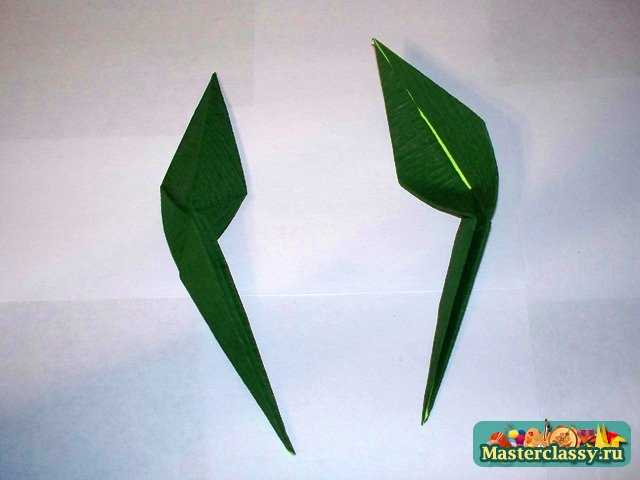 Лист и стебель цветка оригами