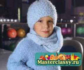 Голубой комплект для мальчика – свитер, шапочка и шарф