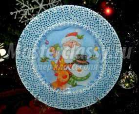 Обратный декупаж тарелки «Поздравление Деда Мороза». Мастер класс с пошаговым фото