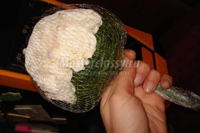 Свадебный топиарий из роз