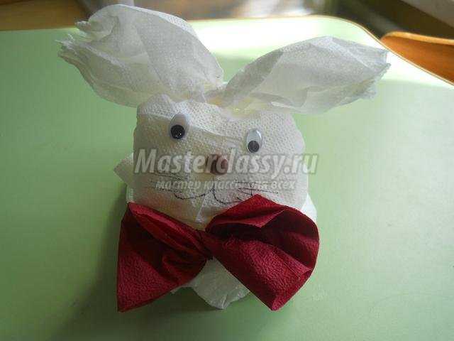 пасхальный кролик из бумажных салфеток