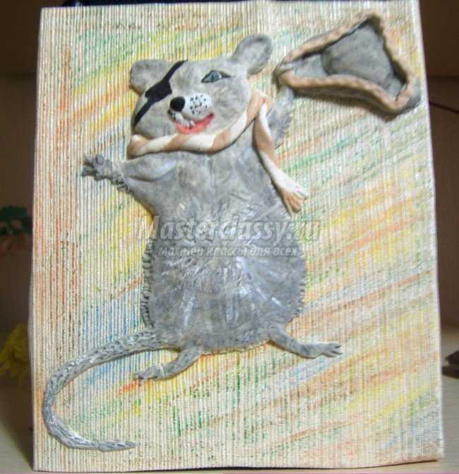 Картина из соленого теста мышь