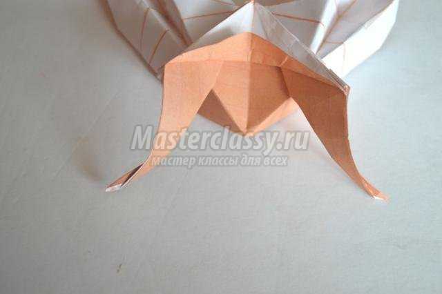 оригами. Оранжевая бабочка