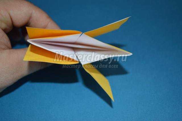 оригами. Объемный цветок