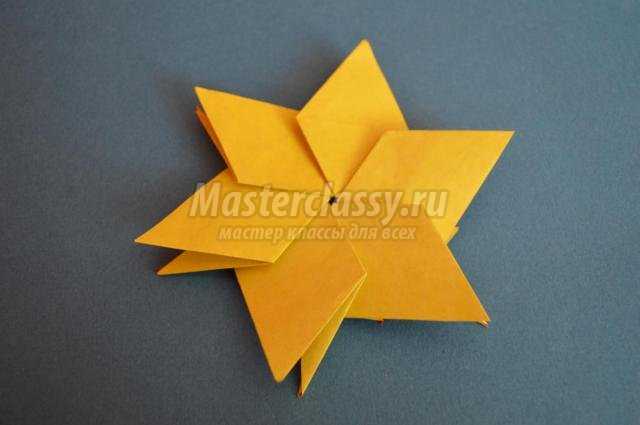 оригами. Звезда из модулей