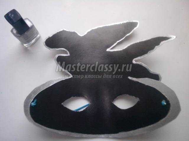 карнавальная маска с лошадкой. Символ года