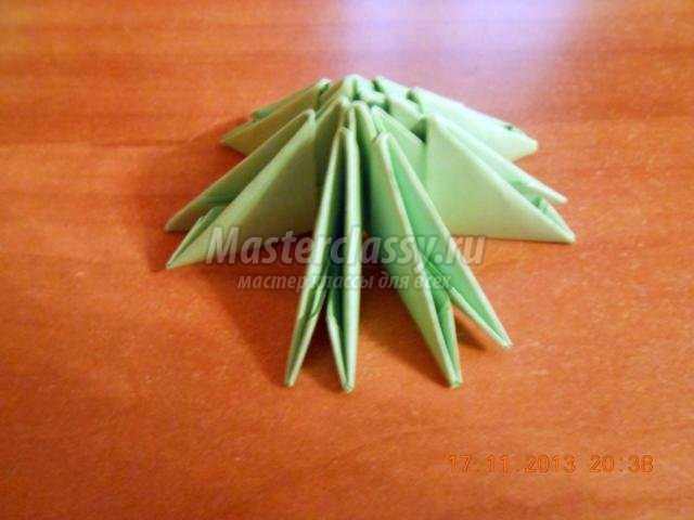 модульное оригами. Новогодняя елка