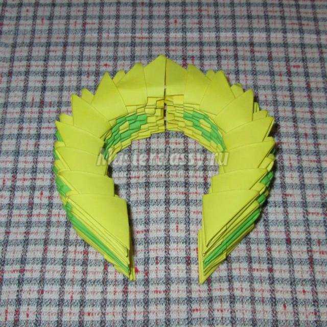 модульное оригами композиция. С 8 Марта