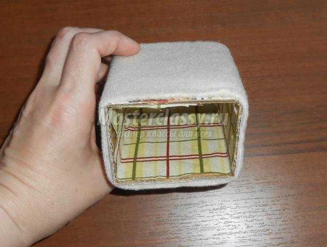 шкатулка для рукоделия из картона и ткани