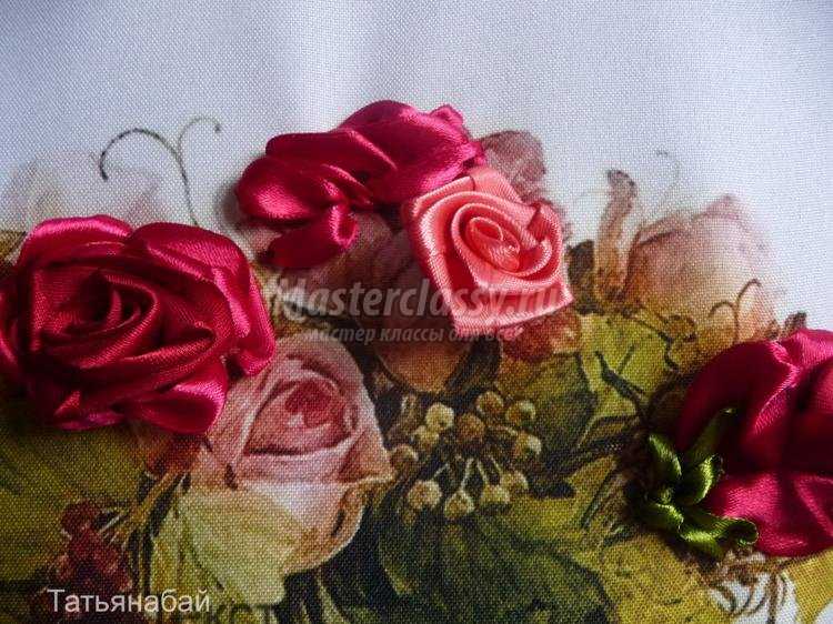 Вышивка лентами бутона розы шарлотты для начинающих
