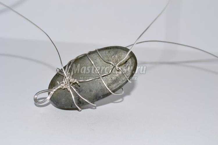 Wire Wrap. кулон из проволоки с натуральным камнем лабрадор