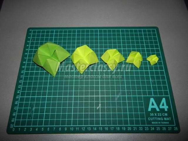 модульное оригами. Осенняя деревенька