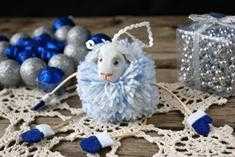Новогодняя поделка своими руками, овечка в подарок. Мастер-класс с пошаговыми фото