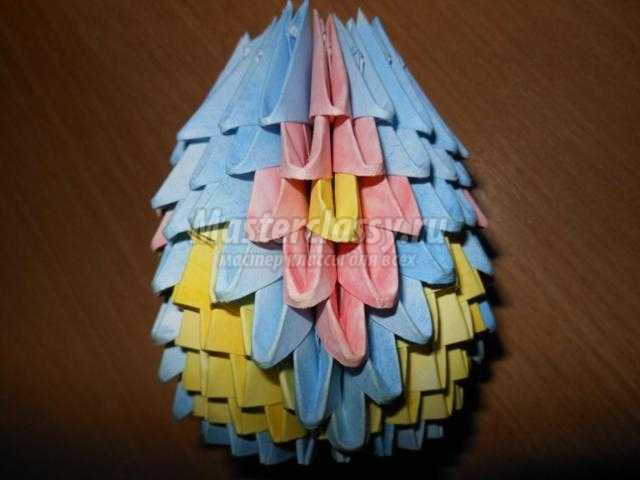 модульное оригами. Ваза с лилиями