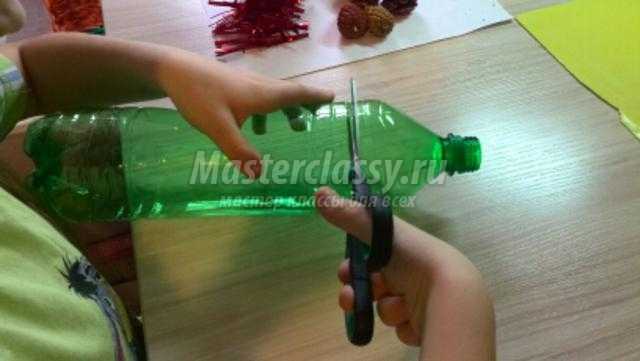 новогодний колокольчик из пластиковой бутылки