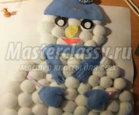 Снеговик из шариков синтепона. Мастер-класс с пошаговыми фото