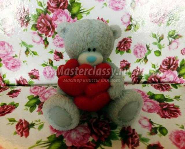 мыльный мишка Тедди с сердцами ко Дню Валентина