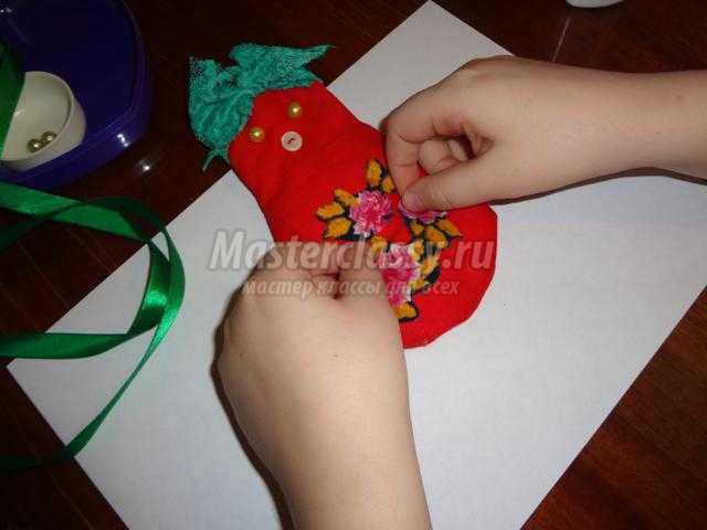 текстильная кукла-матрешка для мамы на 8 Марта