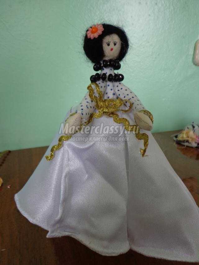 текстильная кукла-статуэтка. Лиза