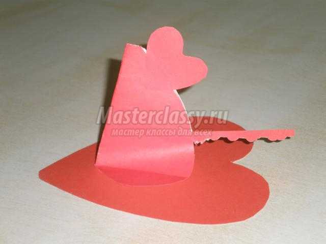 валентинка из бумажных сердечек. Мышка