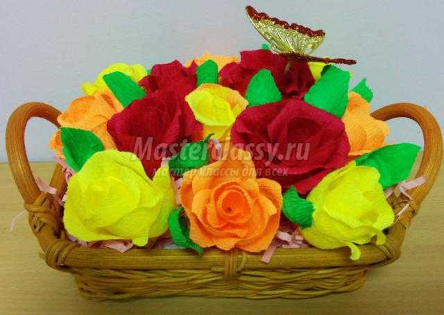 весенний букет роз из гофрированной бумаги 