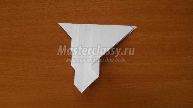 голубь мира ко Дню Победы в технике оригами