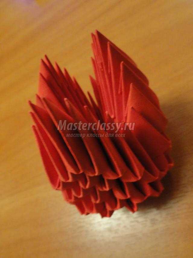 вечный огонь к 9 Мая в технике модульное оригами 