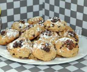 Овсяное печенье с изюмом и грецкими орехами. Рецепт с пошаговыми фото