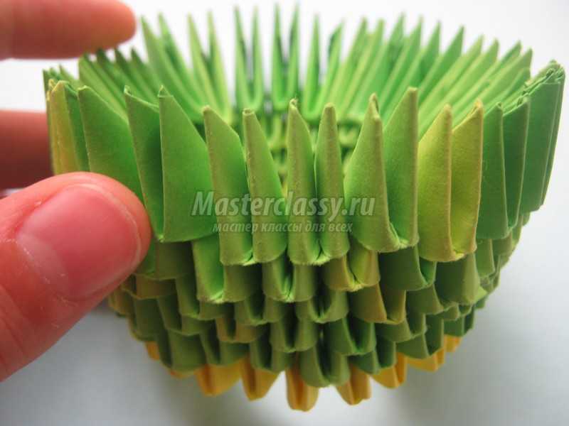 конфетница в технике модульное оригами