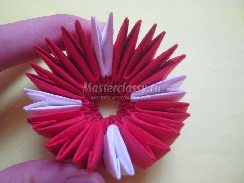 модульное оригами клубника
