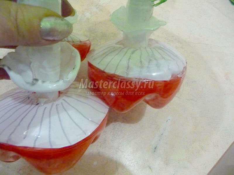 как сделать гриб из бутылки