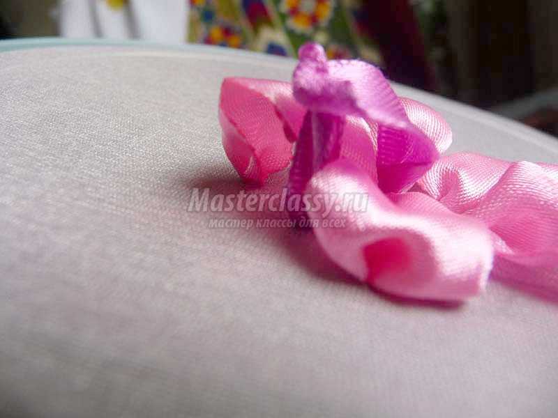 схемы вышивки лентами цветы