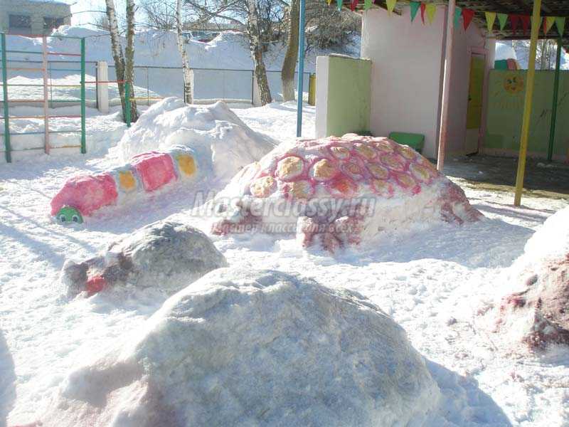 зимние постройки из снега