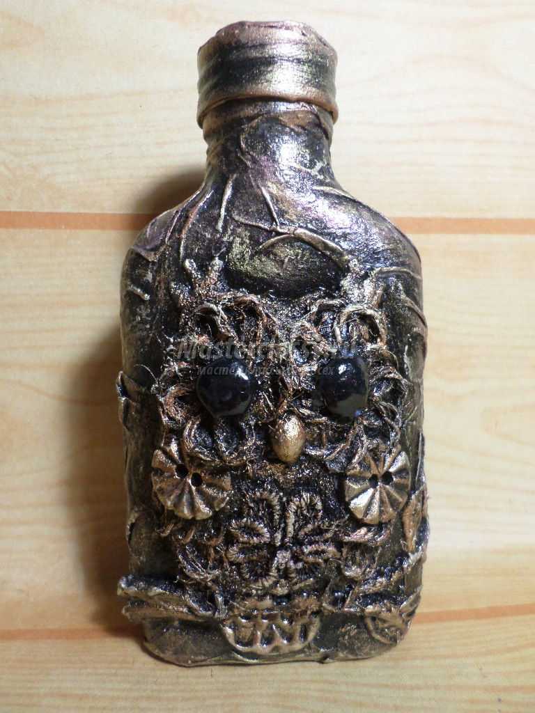 Декор бутылки в стиле шебби шик