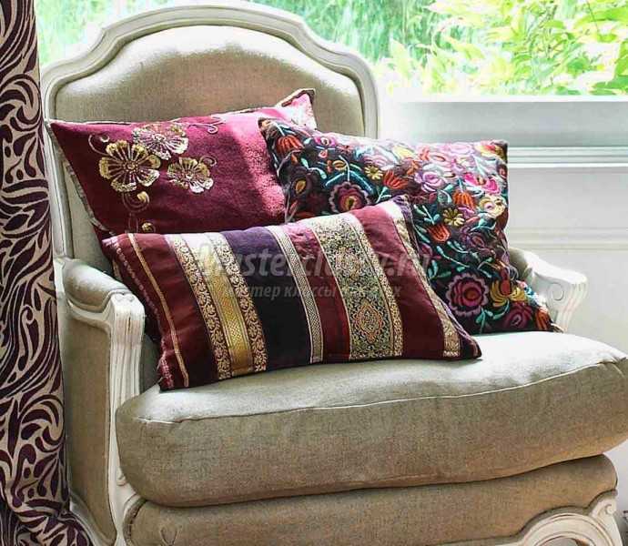 Декоративные подушки в современном интерьере: долой серость!