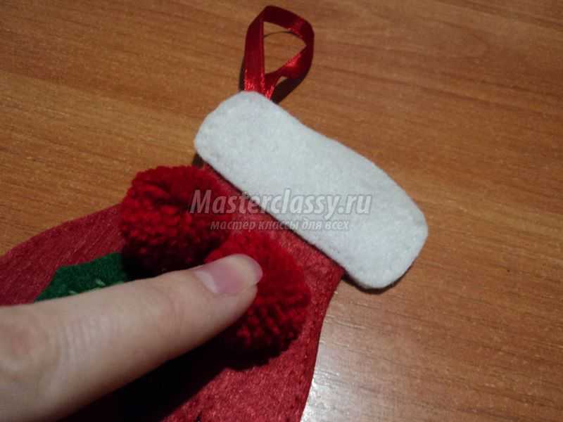 Новогодняя рукавичка для сладостей