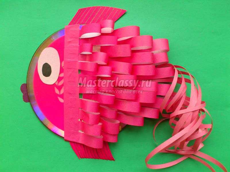 Поделка рыбка из бумаги, листьев, пластилина - 72 фото идеи необычных изделий