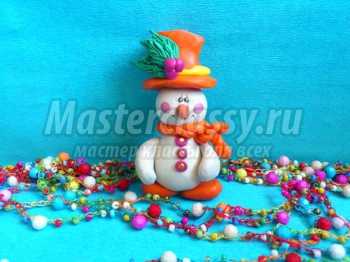 Детские поделки к Новому году. Снеговик из пластилина: пошаговый мастер-класс с фото
