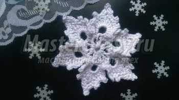 Croshet snowflake tutorial. Вязаная снежинка с ажурными краями. Пошаговый мастер-класс и видео урок