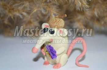 Новогодние поделки 2020 для детей.  «Забавная белая крыса» из пластилина и природных материалов