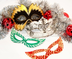 Новогодняя маска своими руками. Лучшие идеи с фото. Как сделать маску на Новый год быстро?
