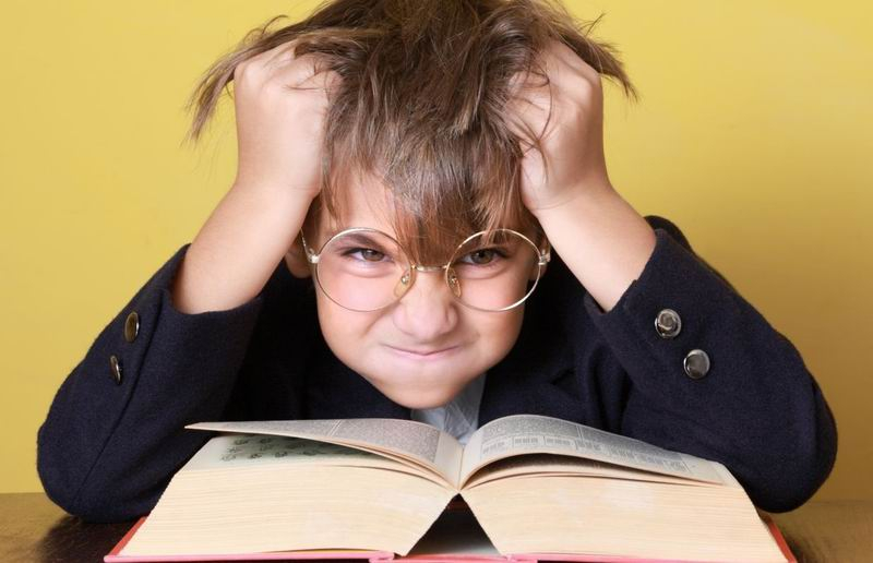 Ребенок не хочет читать: что делать и как его мотивировать